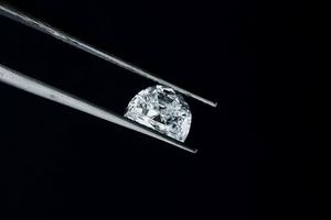 Diamantes Sueltos de Corte Media Luna Cultivados en Laboratorio para Anillos, Broches y Colgantes, Diamantes Sintéticos Brillantes de Forma Elegante para Joyería al por Mayor - Product Image 4