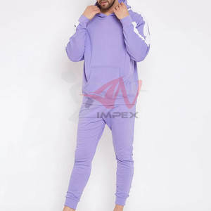 Survêtement pour homme Performance avec tissu doux et léger et design respirant pour les activités de plein air - Product Image 2