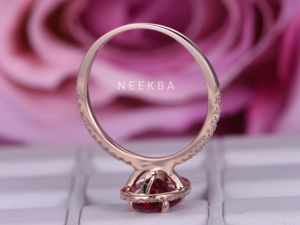 Anillo de oro macizo de rubí cultivado en laboratorio de 6x8mm, estilo Art Deco, anillo apilable de Halo, tono de Metal personalizable/pureza - Product Image 5