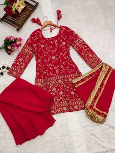 Vêtements de fête de luxe de qualité supérieure Vêtements ethniques Broderie en organza Costumes pakistanais et indiens d'Inde - Product Image 3