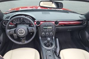 USADO LHD/RHD 2015 M A Z D A M X - 5 M I A T A 2 5 T H A N I V E R S A R Y E D I T I O N - Product Image 4