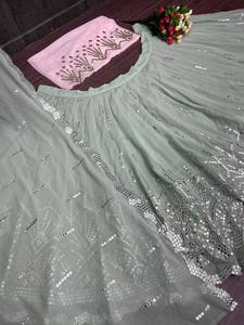 NUEVO LEHENGACHOLI DE GEORGETTE PARA NOVIA CON TRABAJOS DE ESPEJOS Y DUPATTA, ESTILO BOLLYWOOD - Product Image 6