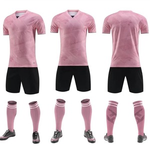 Wholesale Custom Soccer Kits Mens Football Uniform Cheap Quick Dry Soccer Uniform Set Breathable Football Jersey Kit - Product Image 1