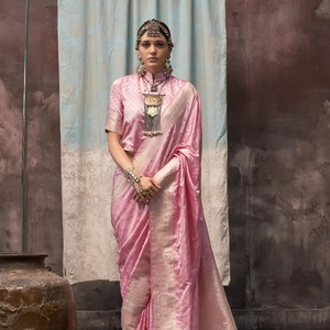 Sarees de Seda Satén Hechos a Mano, Ecológicos y Elásticos para Adultos, con Diseño Floral Étnico, Pañuelos Étnicos de Primavera - Product Image 1