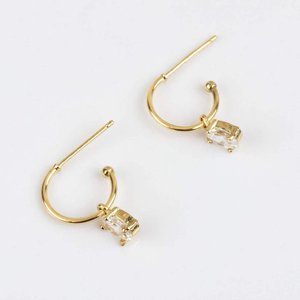 Boucles d'oreilles clous en argent sterling 925 plaqué or avec zircon cubique, design occidental fait main, tendance, en forme de cœur, pour fête et anniversaire - Product Image 3