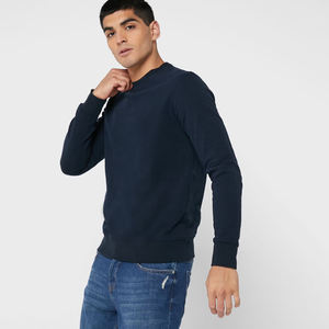 Pull pour hommes personnalisé de haute qualité OEM ODM motif col gaufré anti-rétrécissement pull tricots sweat motif solide col rond - Product Image 2