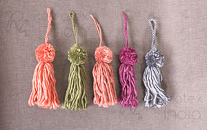 Borlas decorativas para ropa, borlas para cortinas, borlas para bolso hechas a mano, diseño único de refractex India - Product Image 3