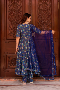 Conjunto Angrakha de Algodón Azul Real Sunhari con Dupatta de Malla Suave |   Conjunto de Kurta Anarkali Estampada, Pantalón y Dupatta para Mujer de Purefit - Product Image 5