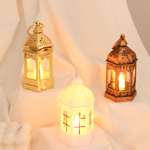 Linternas de metal Hierro Boda Decorativo Colgante Vela Linternas para interior y exterior - Product Image 3