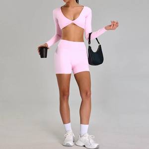 Conjunto de yoga para mujer altamente personalizado con bandas de resistencia integradas Ajuste estrecho para entrenamiento superior - Product Image 6