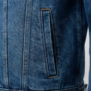 Veste Softshell pour homme, élégante, couleur personnalisée, fermeture éclair, col roulé, poches à rabat sur la poitrine, imprimé, imperméable, coupe-vent - Product Image 5