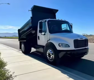 Camión Volquete Usado Freightliner M2 2016 en Excelentes Condiciones, 6x4/8X4, Bajo Kilometraje, LISTO para ENVIAR a Todo el Mundo - Product Image 4