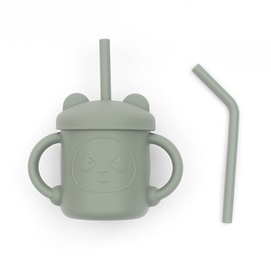 Tasse d'apprentissage en silicone résistante aux chutes et aux hautes températures pour nourrissons et jeunes enfants, avec tube d'aspiration binaural pour repas - Product Image 6