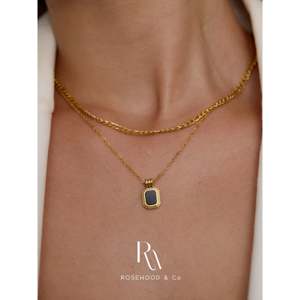 Collana con Pendente in Onice Anti-ossidazione e Pendente Quadrato Placcato Oro, Catena a Doppio Strato Stile Curb, Impilabile - Trendy - Product Image 4