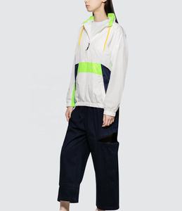 Chaqueta cortavientos ligera de alta calidad para mujer, diseño de verano Hip Hop personalizado con capucha de poliéster impermeable, último estilo de trabajo - Product Image 5