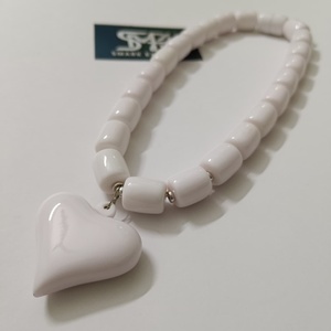 Collier unique en résine artisanale multicolore avec fermoir magnétique, pendentif en forme de cœur, style ange, léger, pour bijoux tendance pour femmes - Product Image 6