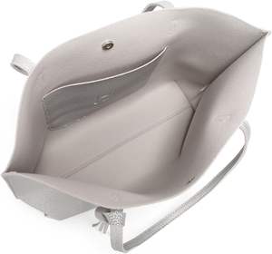 Bolso gris de diseño Sanzaf de gran capacidad en piel sintética suave con detalle de borlas funcional pero a la moda para uso diario - Product Image 4