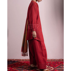 Costume élégant brodé avec dupatta, vente en gros de costumes pakistanais pour femmes en 3 pièces, taille adulte - Product Image 3