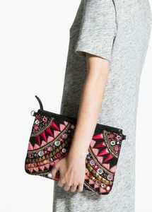 HERRAMIENTA BORDADA BOLSAS ÚNICAS MEJOR Estilo bohemio Bordado Trabajo Mano Embrague Monederos Bolsos Diseño elegante Forro al por mayor - Product Image 5