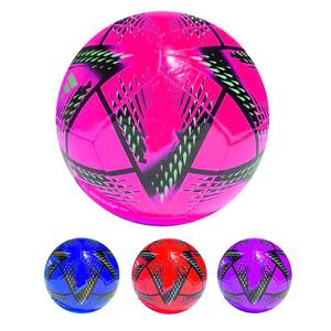 Ballons de football officiels personnalisés de haute qualité, classiques, durables, pliables, logo personnalisable, portables, résistants à l'eau, pour équipe - Product Image 4