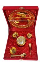 Design élégant en laiton Pooja Thali Set fait à la main et fabriqué à la main Puja Thali Set Traditionnel pour Pooja Arti Article religieux hindou