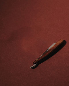 Rasoir de coiffeur en acier inoxydable fait à la main personnalisé lame damas manche en bois bricolage rasoir Shavette OEM pris en charge fabricant direct - Product Image 6