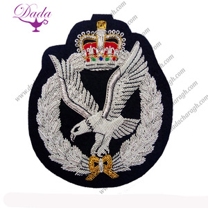 Insignia de Blazer Vintage bordada para coser con Pin de seguridad, adorno de diamantes de imitación de tela de lingotes 3D para accesorios de ropa - Product Image 2
