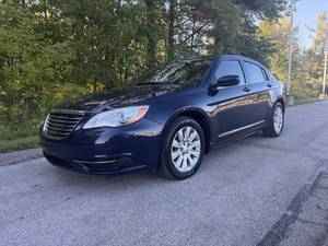 Voiture d'occasion Chrysler 200 LX 2014 à bas prix à vendre - Product Image 1