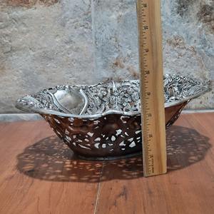 Tazón Decorativo con Diseño Floral Calado, Vajilla Decorativa para Fiestas, Comidas Festivas y Celebraciones, de la India - Product Image 4