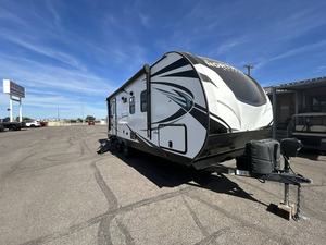 Caravane de voyage haut de gamme moderne d'occasion 2021 Heartlands North Trail 22CRB, camping-car multifonctionnel tout-terrain avec salle de bain et douche - Product Image 4