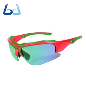 Gafas Deportivas Borjye J111 de Alta Calidad con Lentes Verdes Antivaho y Banda para la Cabeza Intercambiable - Product Image 4