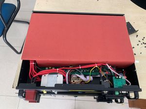 Venta caliente 6KVA DC AC Sistema inversor solar 4.8KW 48VDC SNMP Dispositivos de red compatibles Voltaje de batería stock de China - Product Image 6