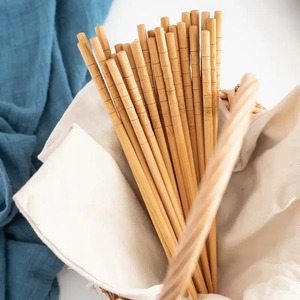 Baguettes en bambou durable baguettes en bois naturel réutilisables de haute qualité produites au Vietnam - Product Image 3