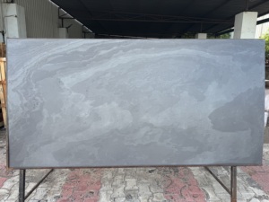 Revestimiento de Pared de Bloques de Pizarra Gris Plateado de Alta Calidad, 100% Ecológico, Chapa de Piedra Natural de 2 mm de Espesor para Aplicaciones Interiores - Product Image 5