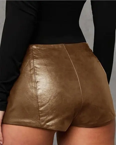 Fabricant de shorts tendance et de vêtements de club pour femmes de haute qualité, spécialisé dans les shorts brodés personnalisés pour femmes. - Product Image 3