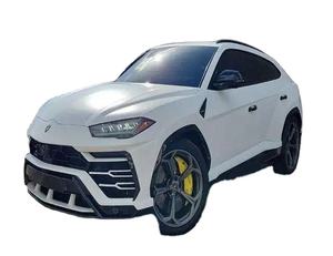 Vehículo Utilitario Deportivo de Lujo de Alto Rendimiento, Usado, en Excelentes Condiciones, 2022, con Motor Turboalimentado - Product Image 4