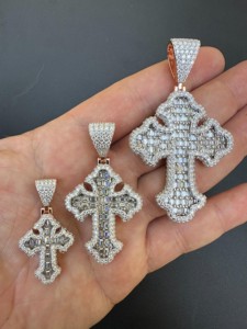 D'VINS JEWELS Cross Pendant 14K Gold Lab Grown Diamond Iced Out Hip Hop Style Unisex Gift Jewelry - Product Image 2
