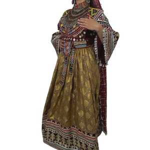 Nouvel arrivage de robes de soirée de mariage afghani pakistanaise pour femmes robes bohèmes brodées et lourdes en soie vintage - Product Image 1