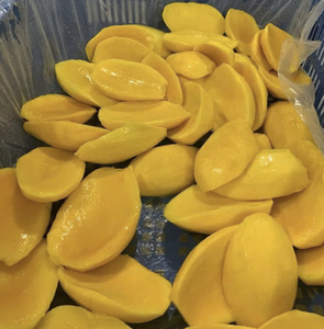 มะม่วงแช่แข็งจากเวียดนาม IQF หั่นสี่เหลี่ยมลูกเต๋าสำหรับน้ำผลไม้และสมูทตี้ - Product Image 3