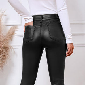 Pantalon en cuir d'hiver personnalisé pour femme - Qualité supérieure, fabrication artisanale, respirant, séchage rapide, élégant, coupe droite et longue - Product Image 5