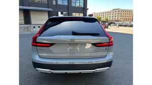 Voiture d'occasion certifiée LHD/RHD Volvo V90 Cross Country Ultra AWD 2025 - Product Image 3