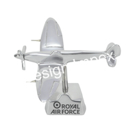 Modèles d'avion à thème Royal Airforce Spitfire poli très brillant sur support de modèle d'avion de base en souvenir et article de cadeau d'affaires