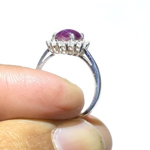 Bague artisanale vintage en argent sterling 925 avec pierre précieuse, rubis rouge naturel, design ailes, sertissage à griffes, certifiée par un tiers, taille 9x7 mm - Product Image 3