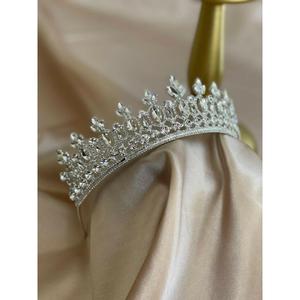Nuova stagione altezza 6 CM corona henné da sposa 57