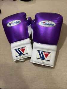 Nuevo Set Profesional de Guantes de Boxeo Winning de Cuero, Set de Protección para Cabeza e Ingle Winning - Product Image 5
