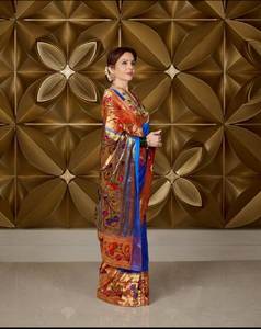 ชุดผ้าส่าหรีงานปักลายสำหรับงานแต่งงานและงานปาร์ตี้สไตล์ Banarasi จาก Nita ambani - Product Image 5