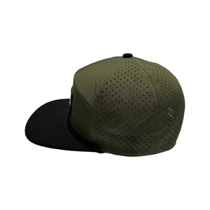 Gorras de Golf Transpirables Personalizadas de Fábrica con Orificios Cortados con Láser, Gorra Deportiva Estructurada de 7 Paneles, Logotipo de Goma de Alto Rendimiento - Product Image 6