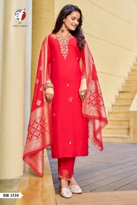 Soie modale de haute qualité avec pantalon Kurti travaillé à la main et fabricant et fournisseur Dupatta de l'Inde au taux le plus bas - Product Image 5