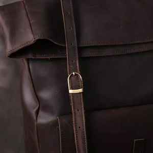 Sac à dos roulé en cuir pleine fleur fait à la main 17 sacs à dos pour ordinateur portable LRTB-0100 - Product Image 5