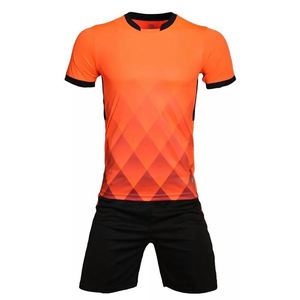 Uniformes de Fútbol Personalizados al por Mayor, Camisetas de Fútbol Sublimadas, Uniformes de Equipo Transpirables de Secado Rápido, Ropa de Entrenamiento OEM - Product Image 3